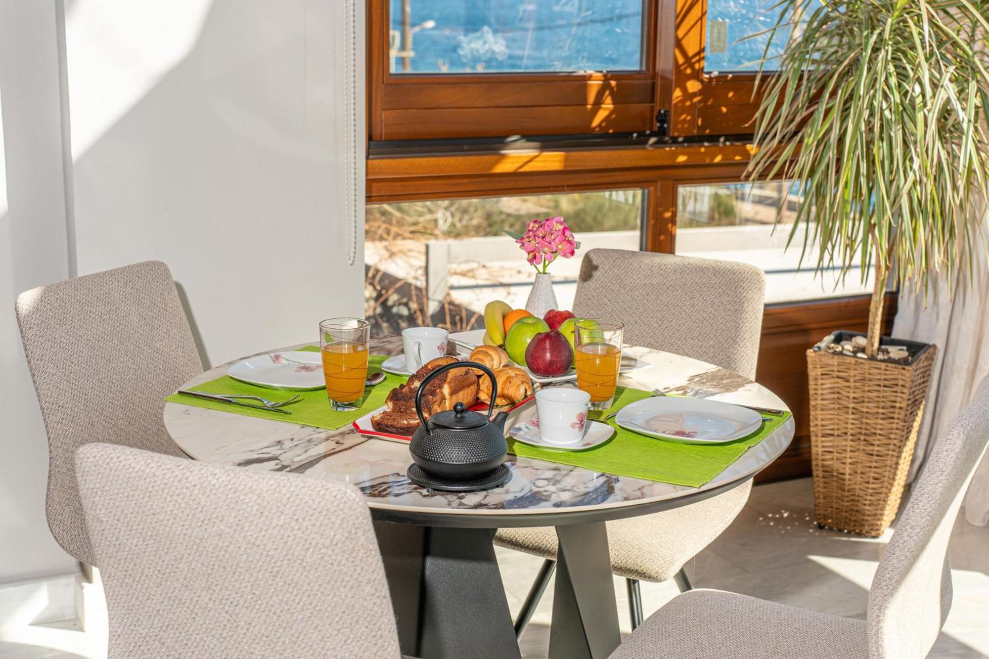 Sea Rock Apartment Agia Efimia Exterior photo