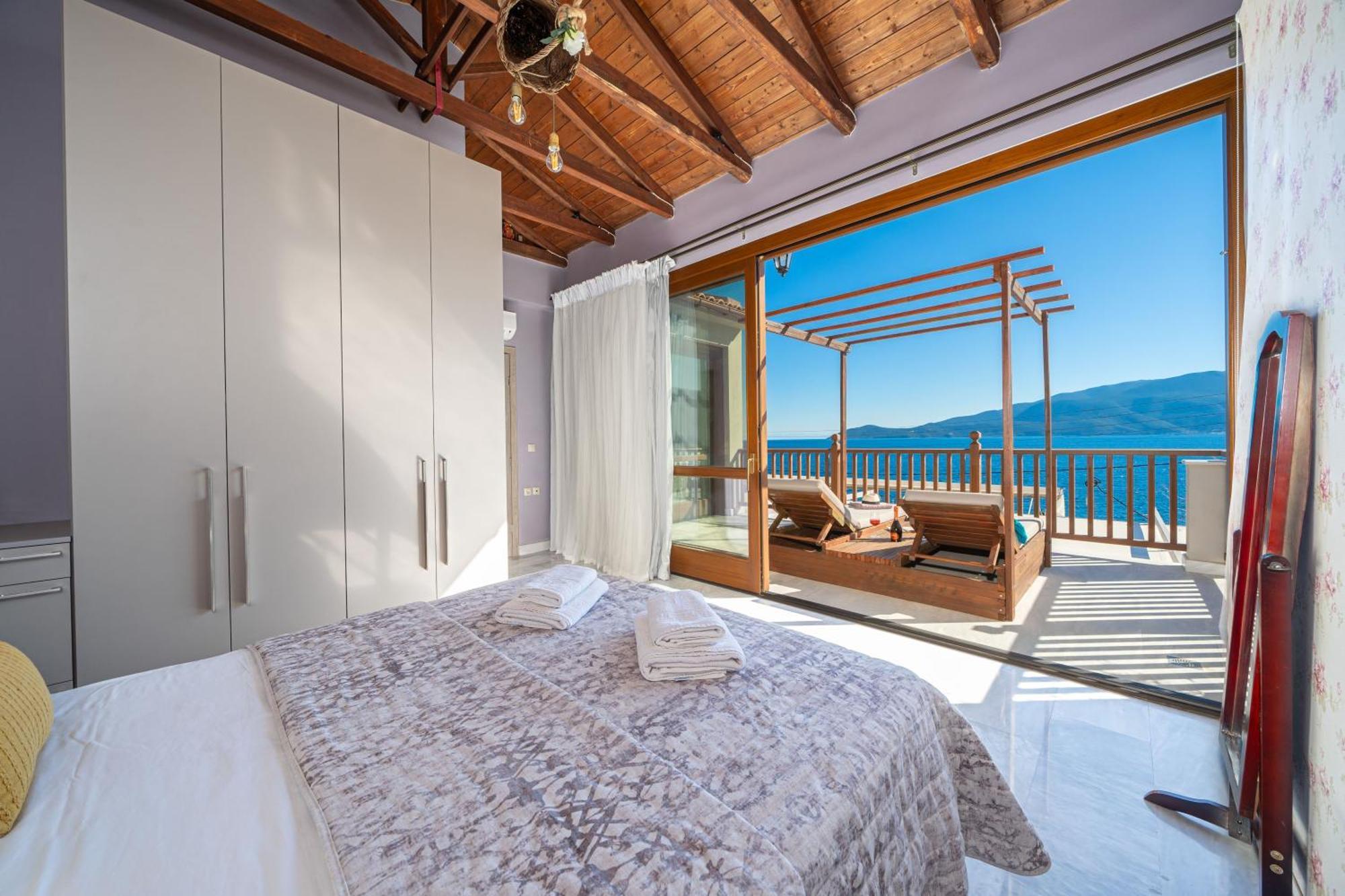 Sea Rock Apartment Agia Efimia Exterior photo