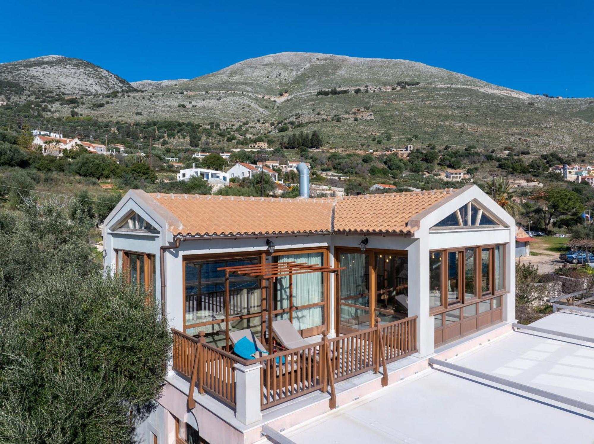 Sea Rock Apartment Agia Efimia Exterior photo